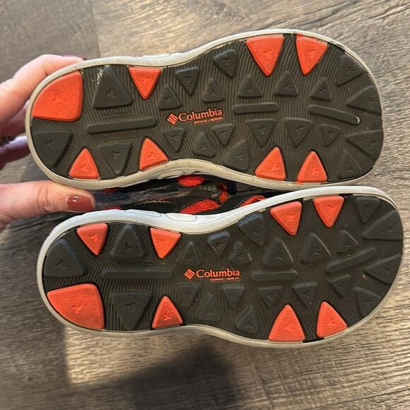 Columbia Boy’s size 2 Techsun Wave Red/Charcoal Gray Water Sandal - Picture 9 of 11